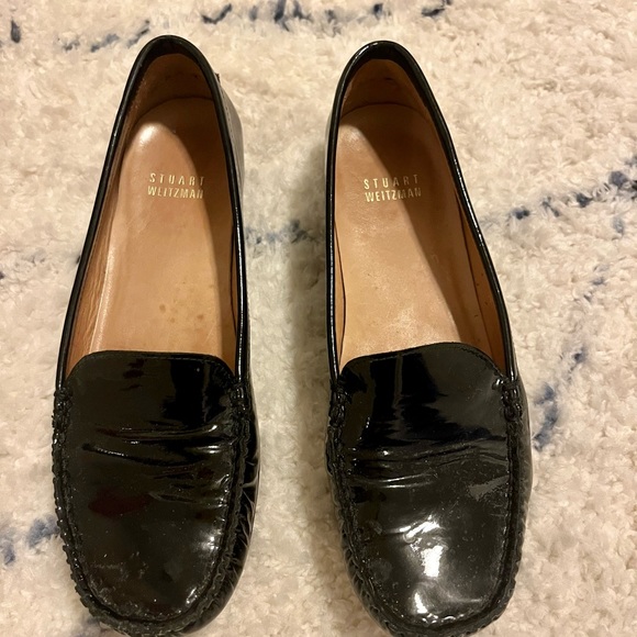 Stuart Weitzman Black Patent Leather Loafers. Sz 6. Excellent condition. - Picture 6 of 7